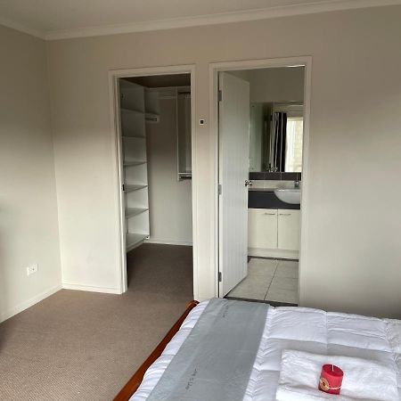 Ruth'S House Homestay Master Room With Private Shower And Toilet โอ๊คแลนด์ ภายนอก รูปภาพ